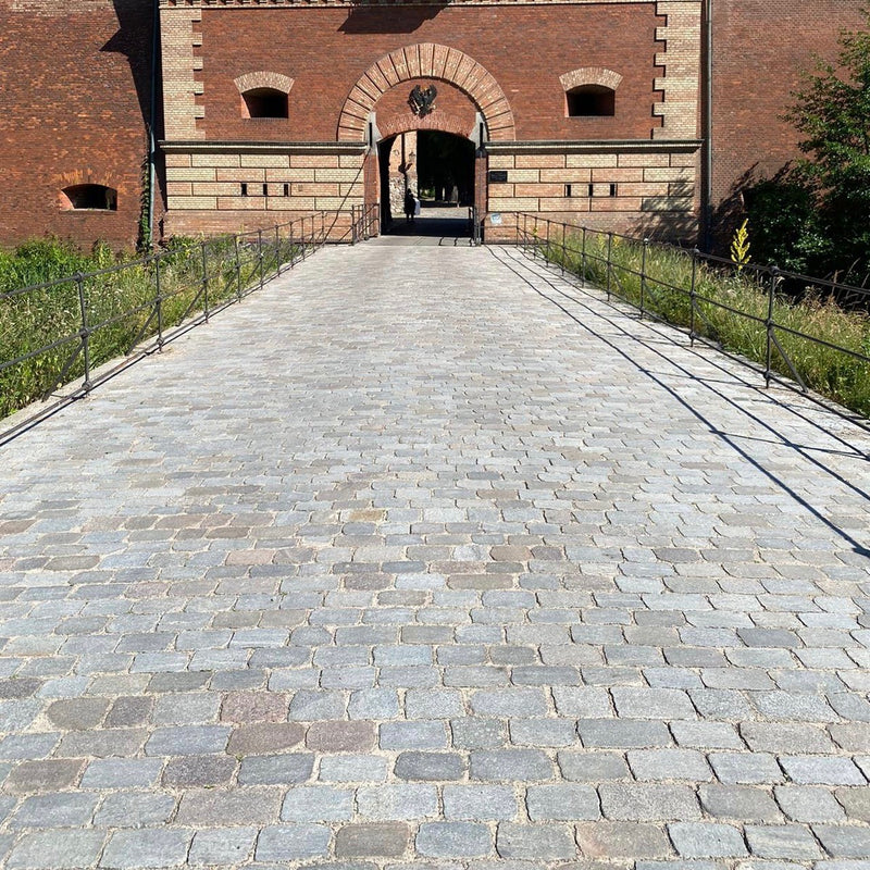 Edel Gneis/Granit Pflasterplatte