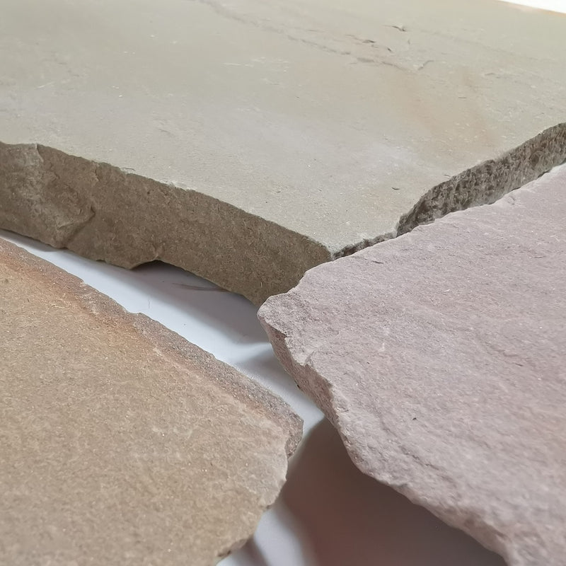 Quarz-Sandstein Polygonalplatte Toskana gelblich-rötlich-beige-bunt – Spaltraue Natursteinplatte mit unregelmäßig gebrochenen Kanten für Außenbereiche